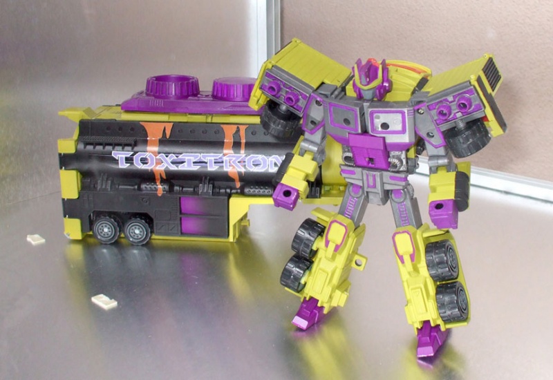 Universe  Toxitron (2003)